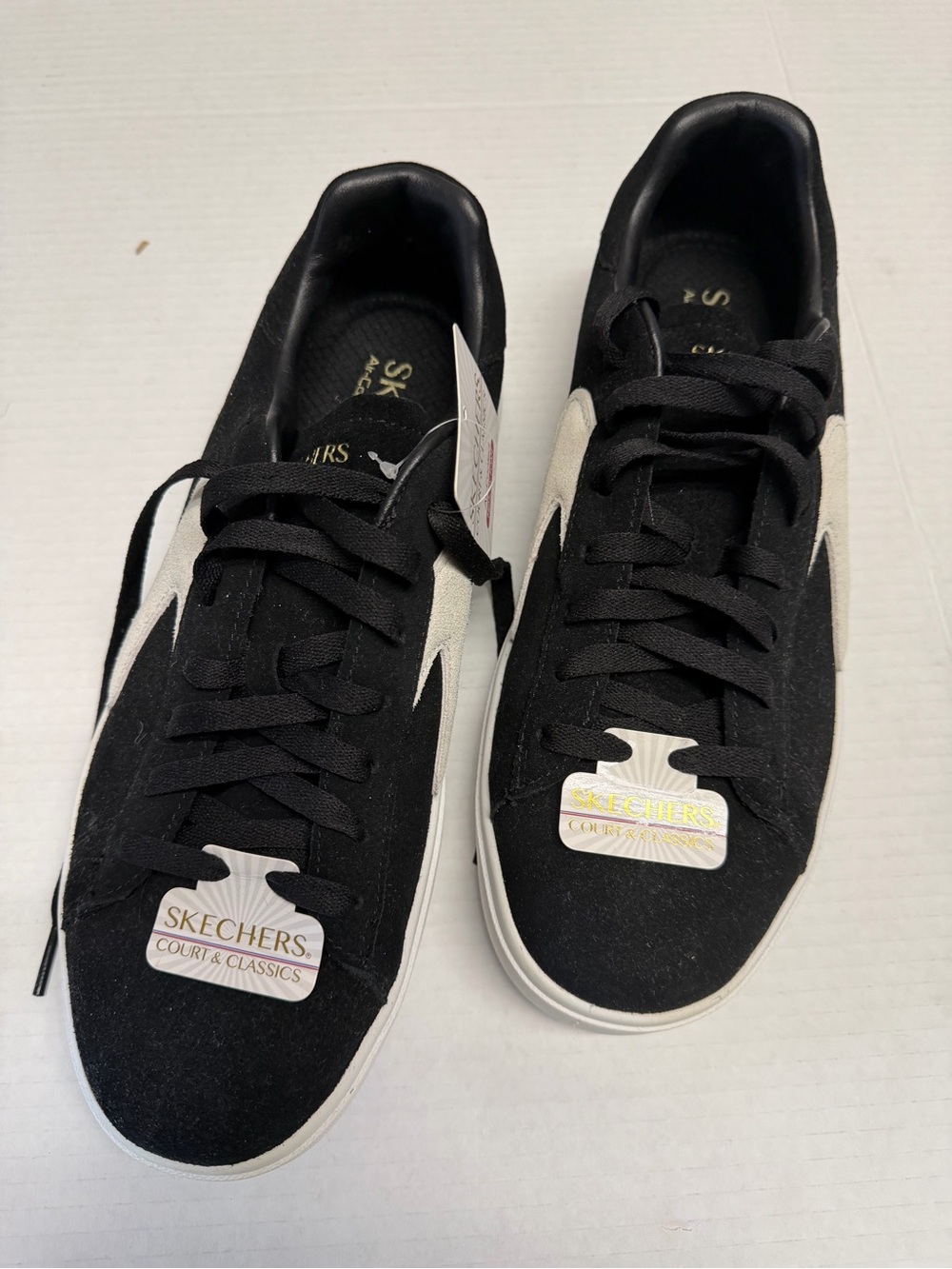Skechers Men’s Black & White Low-Top Sneakers